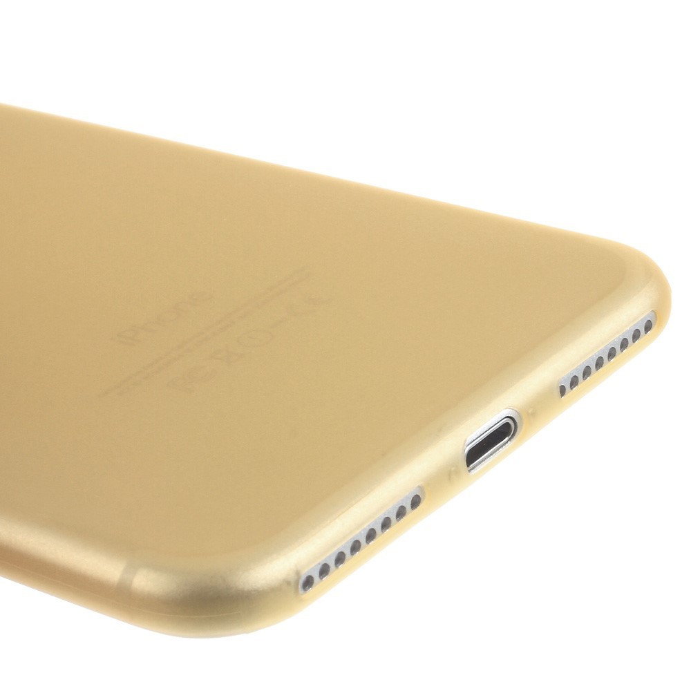 Ultra tenký pevný 0,3 mm kryt pro iPhone 7 Plus – zlatý
