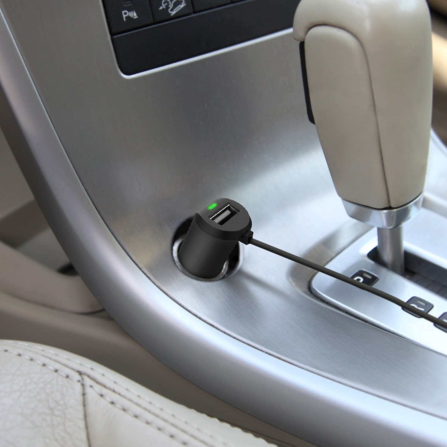 Špičková iOttie autonabíječka RapidVOLT Mini – černá