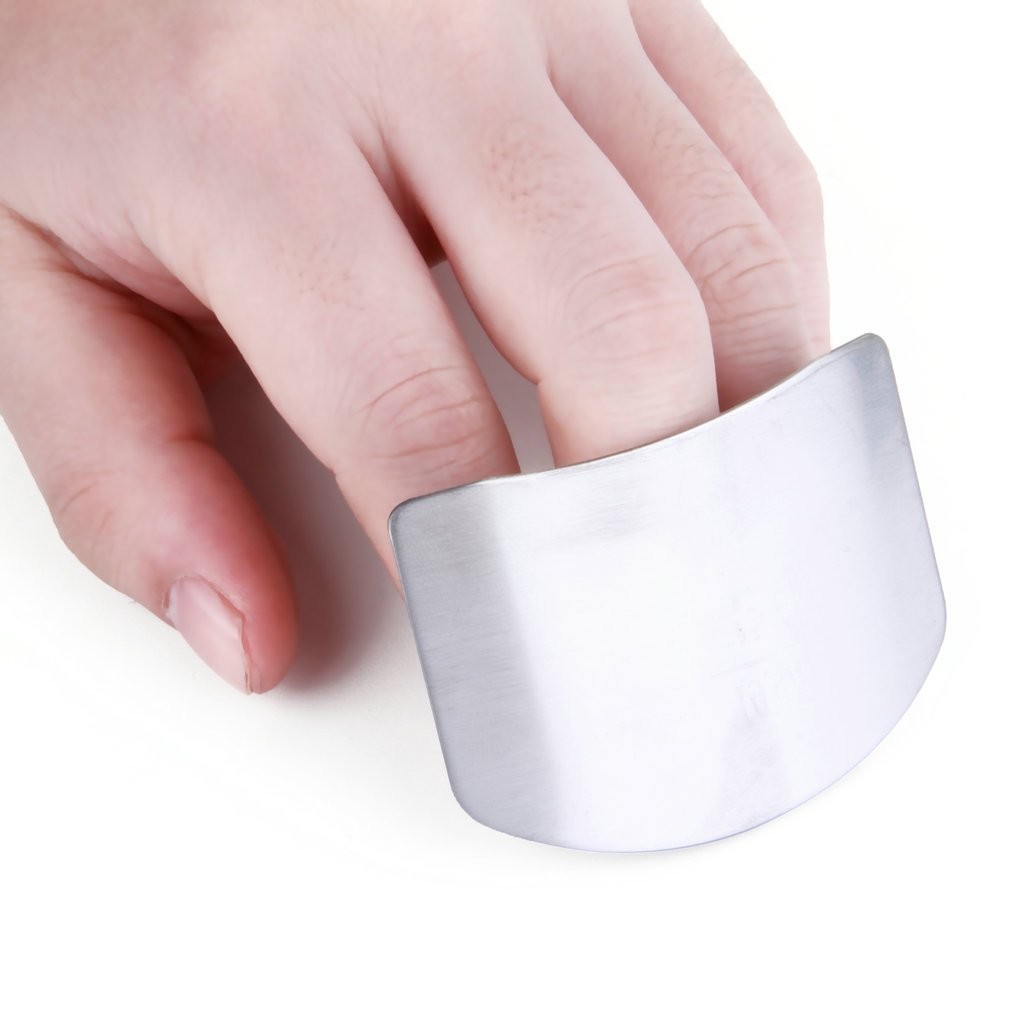 Ochrana na prsty „Finger Shield“ z nerezové oceli pro bezpečné krájení nožem